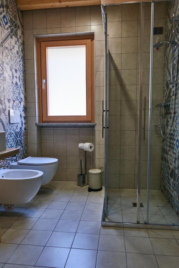 Piodahaus B&B Piedilago Eksteriør bilde